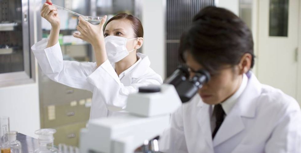China descobre dois novos medicamentos para combate à covid-19