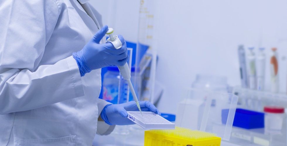 Covid-19: medicamentos sem comprovação podem causar supergonorreia