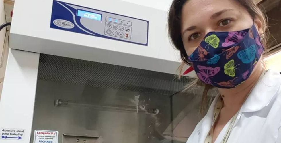 Farmacêutica da UFMG pesquisa antiviral contra Covid-19