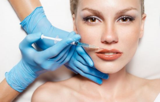 Comissão de saúde recua e retira Projeto que restringe a atuação farmacêutica na estética