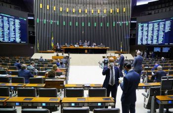 Pandemia: nova lei facilita o fornecimento de medicamentos à população