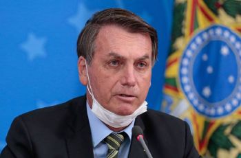 Vídeo: Bolsonaro teme ser envenenado por farmácias de manipulação