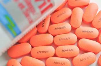 OMS volta atrás sobre restrição de ibuprofeno no tratamento do coronavírus