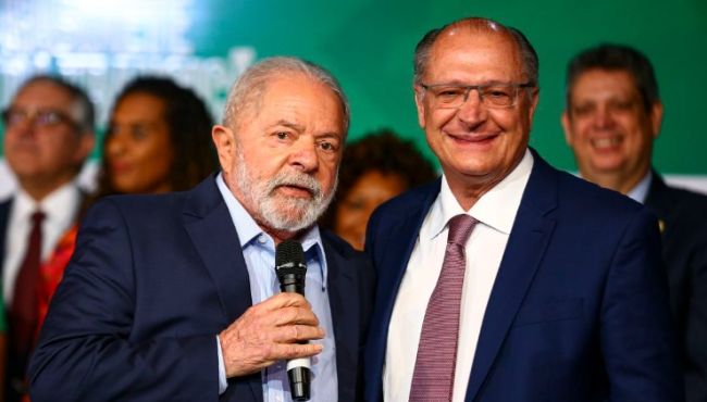 Governo Federal destina R$ 4,2 bilhões para investimentos na indústria farmacêutica e fortalecimento do SUS