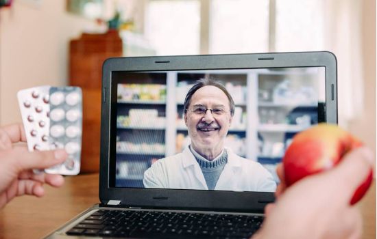 Interação entre alimentos e medicamentos: o que o farmacêutico precisa saber
