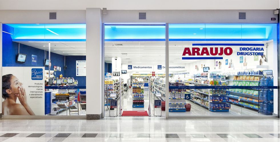 Como é trabalhar na Drogaria Araujo