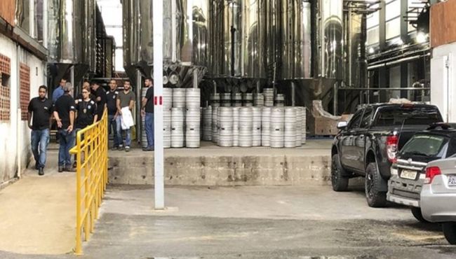 Substância usada na indústria farmacêutica contamina cerveja em Minas Gerais