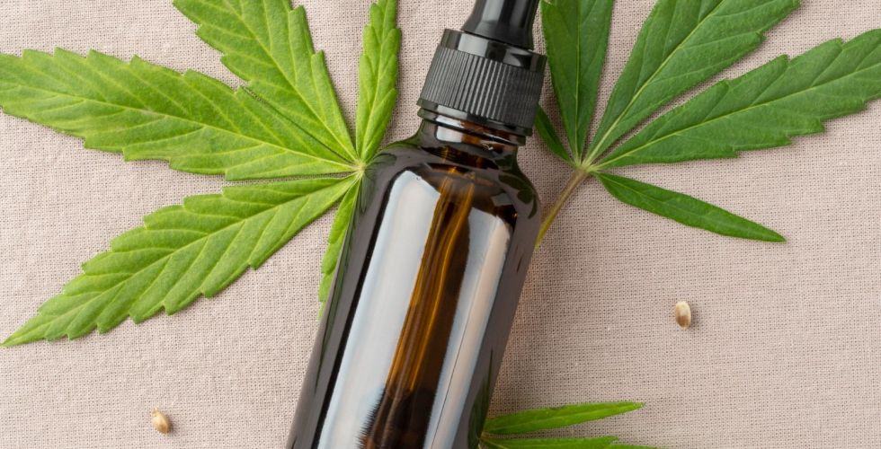 Indústria farmacêutica aposta no primeiro tratamento à base de cannabis que pode substituir opioides