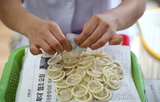 China tributa preservativos contraceptivos para estimular taxa de natalidade