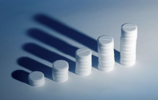ESTUDO DE CASO: Farmácia abandona comércio ilegal de medicamentos e tem crescimento de até 21% no faturamento bruto