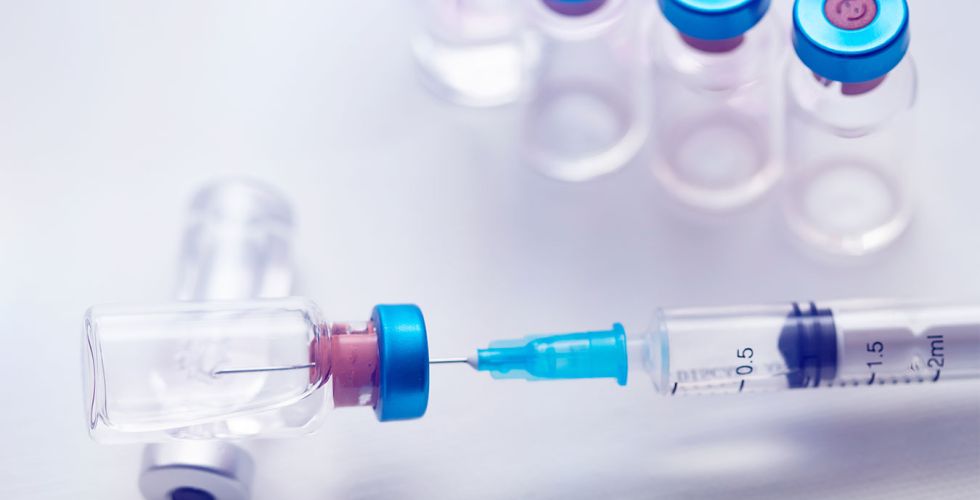 Farmácias de manipulação oferecem comissão a médicos para vender injeções ilegais de tirzepatida