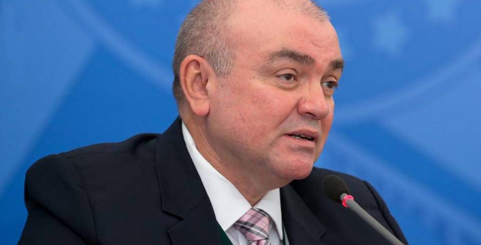 Covid-19: farmacêutico do MS contraria Bolsonaro e diz que Governo vai comprar 1ª vacina aprovada