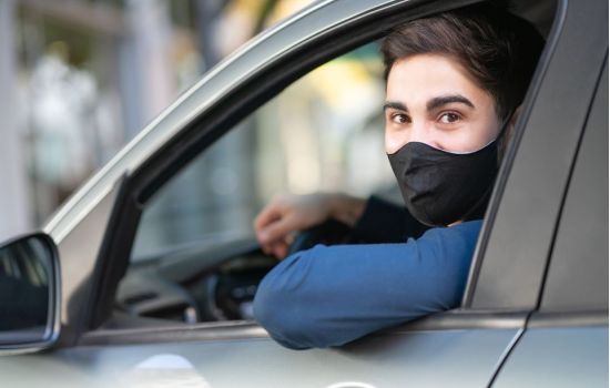 Quase 90% dos brasileiros pretendem usar máscara após a vacinação