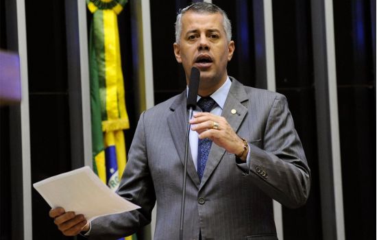 Nova lei prevê fitoterápicos nas farmácias do SUS