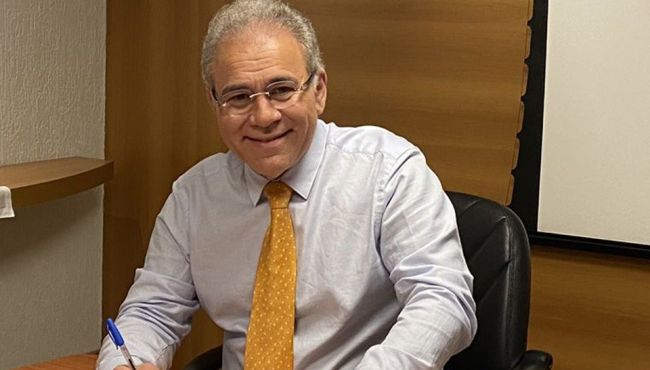 Saiba quem é o novo ministro da Saúde