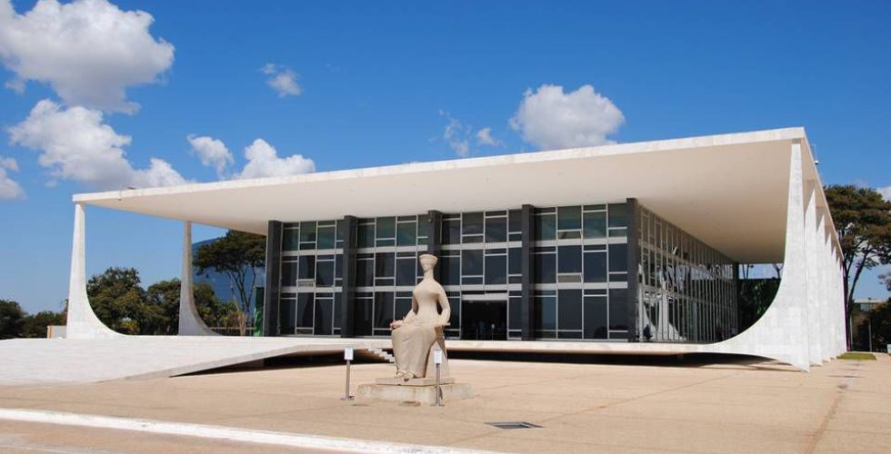 STF dá cinco dias para União Química informar sobre produção da Sputnik V