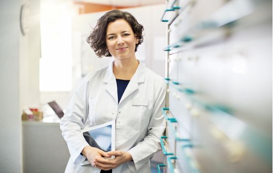 40 vagas: farmacêuticos podem ganhar mais de R$ 5,2 mil