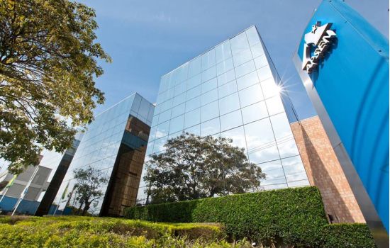 Indústria Farmacêutica vai triplicar a produção de hidroxicloroquina no Brasil