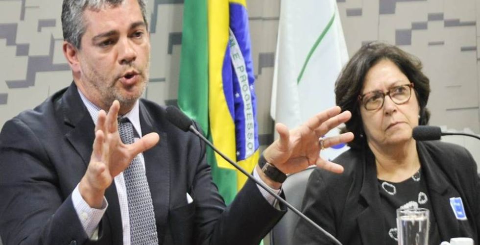 Coronavírus: Governo zera impostos de produtos farmacêuticos