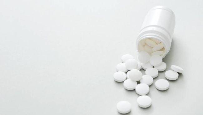 Medicamento reduz risco de morte por Covid-19 em 70%, diz estudo