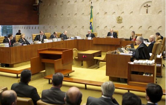 Técnico de farmácia: 9 x 2 Ministros do STF decidem repercussão geral para o caso