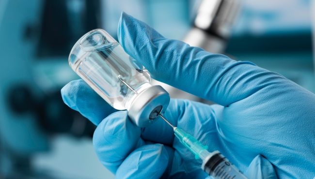 Fiocruz registra primeira patente de vacinas de mRNA desenvolvida no Brasil