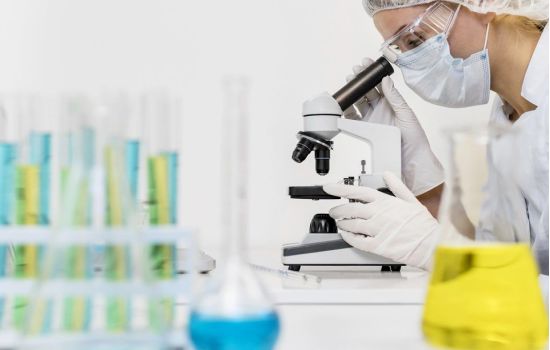 Inteligência artificial estima frequência de efeito colateral de medicamento