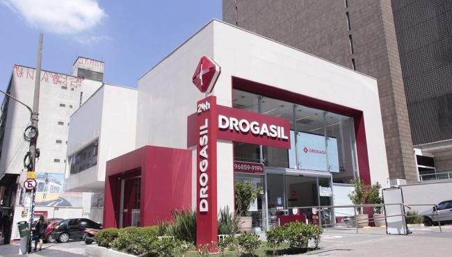 Após venda de medicamento errado, Raia Drogasil terá que indenizar paciente