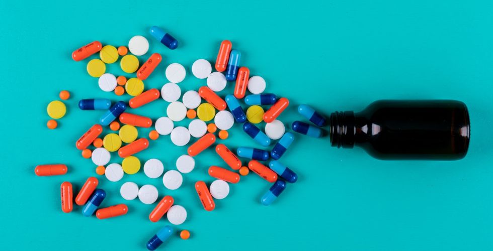 Uso de medicamentos controlados cresce de forma alarmante no Brasil e acende alerta de saúde pública