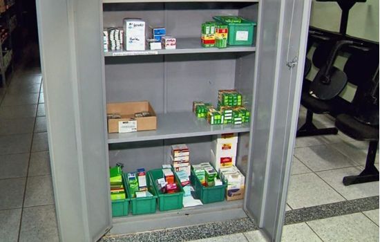 SUS enfrenta grave crise com falta de medicamentos para Covid-19