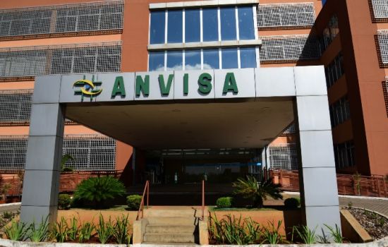 Anvisa publica novas diretrizes para registro de biológicos e notificação de radiofármacos