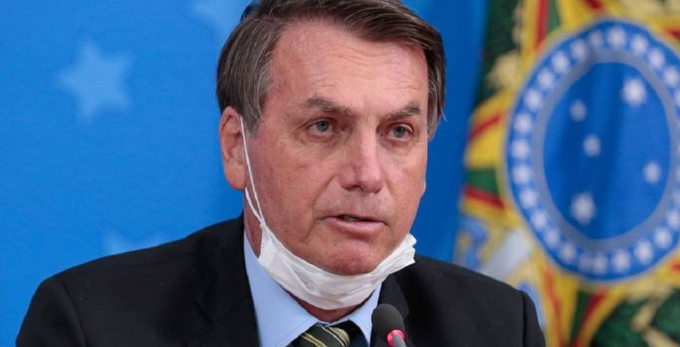 Vídeo: Bolsonaro teme ser envenenado por farmácias de manipulação