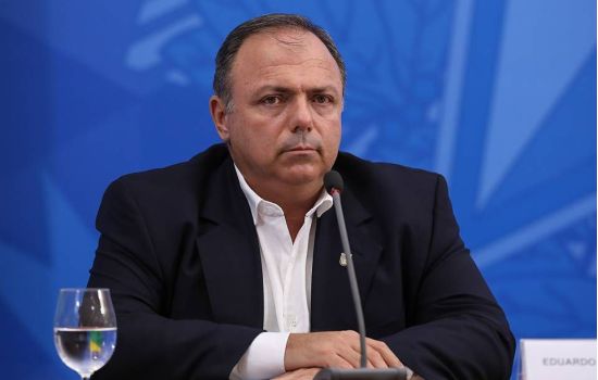 Brasil tem 354 milhões de doses de vacinas ‘asseguradas’, segundo o Governo