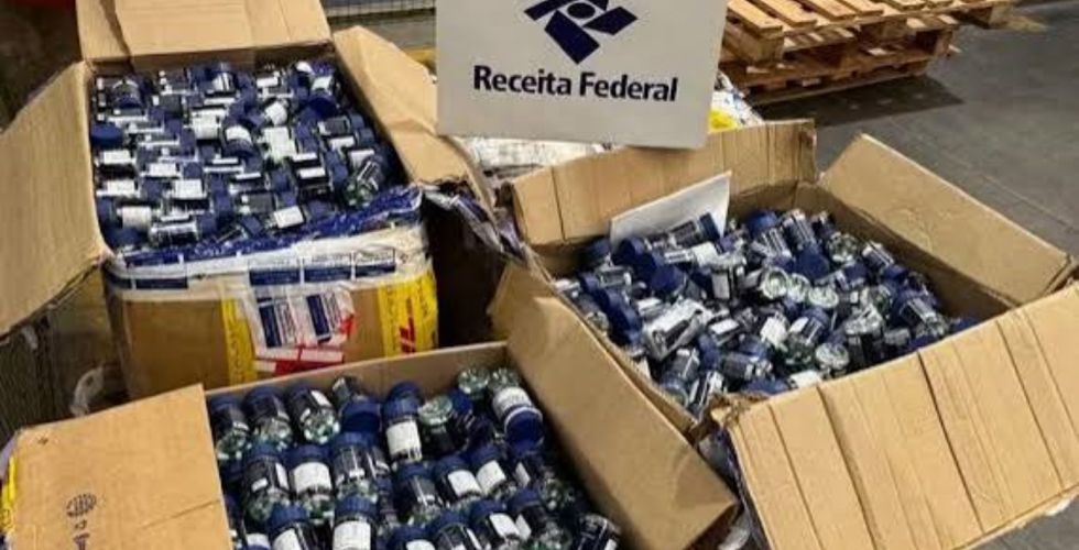 Receita Federal apreende 120 kg de medicamentos controlados declarados como suplemento alimentar