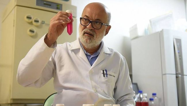 Coronavírus: farmacêutico analisa possível mutação em paciente no Brasil