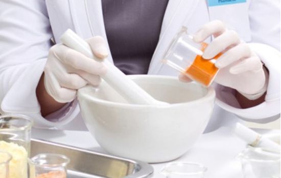 Duas farmacêuticas pagarão indenização de 200 mil por erro em manipulado