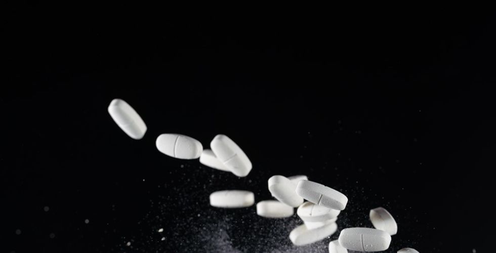 Indústria farmacêutica abandona pesquisa e produção de novos antibióticos