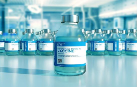 Indústria indiana alerta para falta de matéria-prima para vacinas
