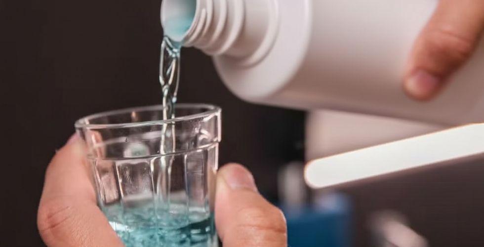 USP cria enxaguante de saliva artificial para pacientes em tratamento de câncer