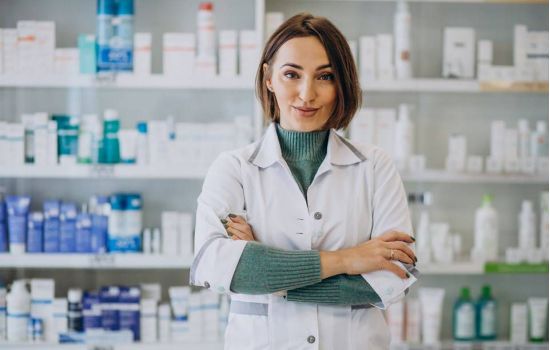 Piso salarial de farmacêuticos pode ser de R$ 6,5 mil, prevê PL
