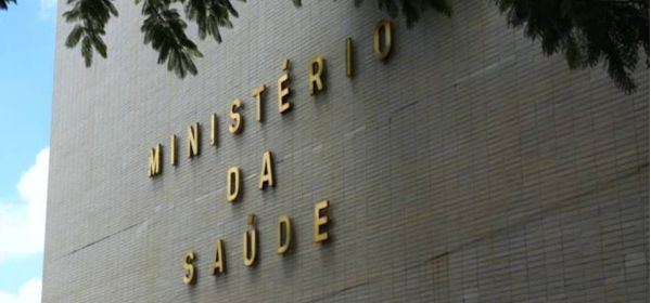 Deputados pedem esclarecimentos ao Ministério da Saúde sobre acordo sigiloso para canabidiol
