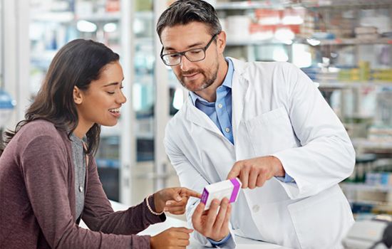 Projeto de lei que prevê 40% de adicional noturno pode beneficiar farmacêuticos