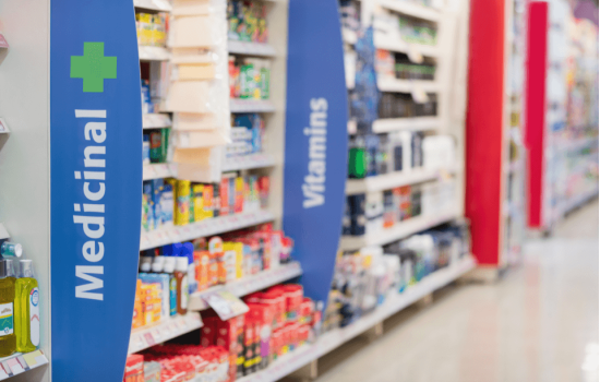 Medicamentos em supermercados: os prós e os contras