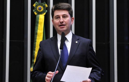 CFF e entidades farmacêuticas negociam com a abras regras para medicamentos em supermercados