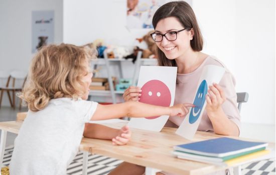 Quase 50% dos americanos acreditam que vacinas podem gerar autismo