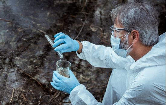 A CARREIRA DO FARMACÊUTICO AMBIENTAL