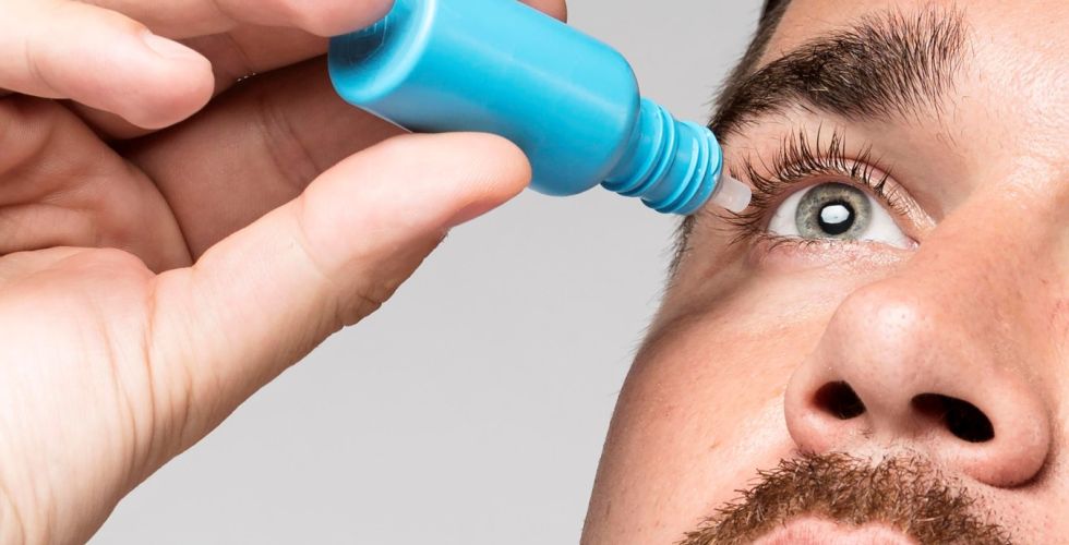 Colírio com sêmen de porco avança em testes e abre caminho para nova estratégia contra câncer ocular