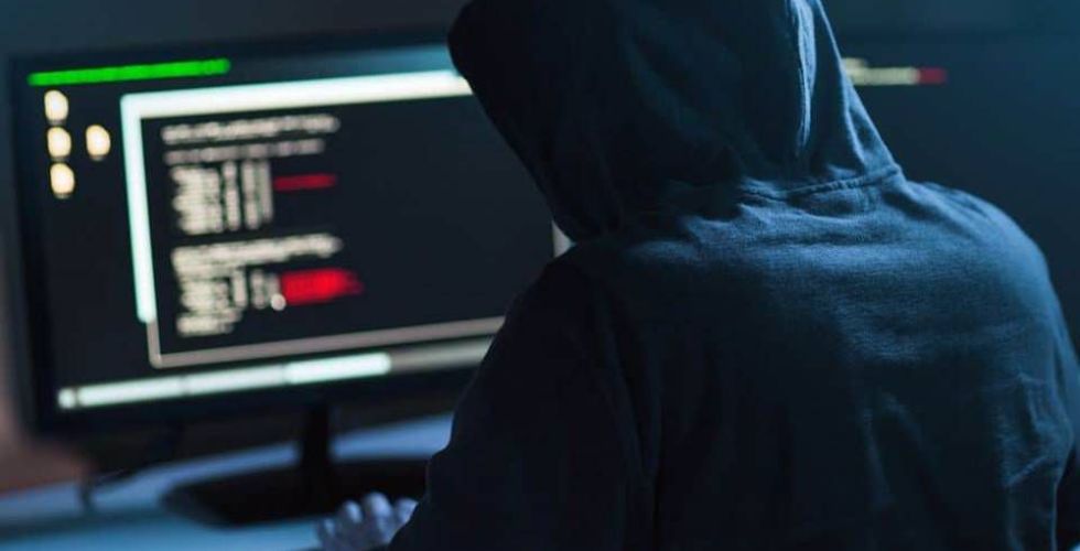 Pandemia duplicou ataques hacker às indústrias farmacêuticas