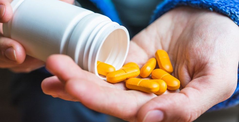 Farmacêuticas correm para desenvolver comprimido contra a Covid-19