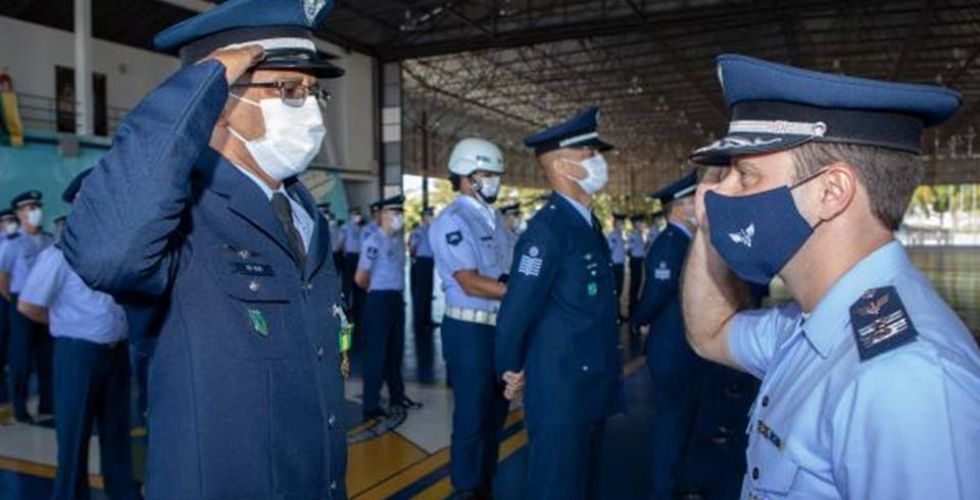 Aeronáutica abre vagas para Serviço Militar: há oportunidades para farmacêuticos